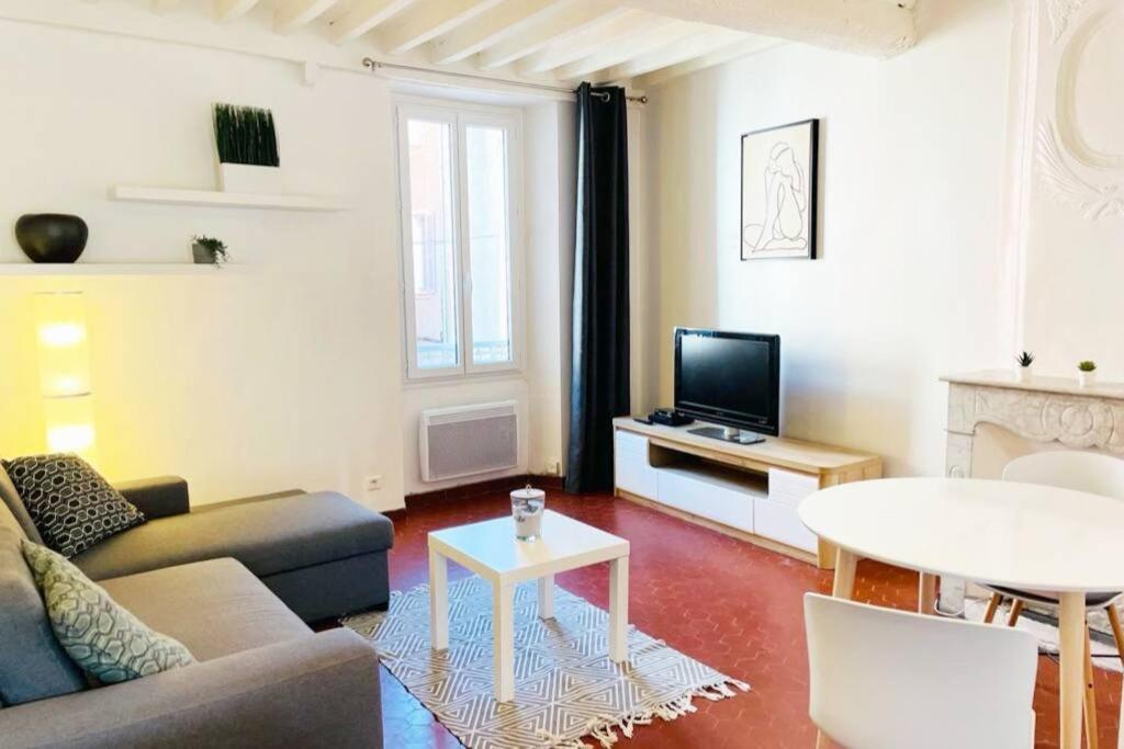 Appartement Situe Place Des Arcades A Biot A 4 Min De La Mer Et Des Plages エクステリア 写真